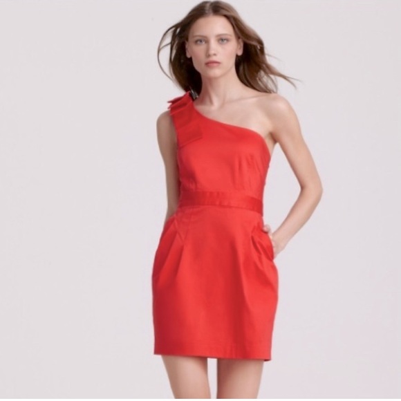 French Connection Dresses & Skirts - French Connection One Shoulder Coral Party Dress Bow Size 6